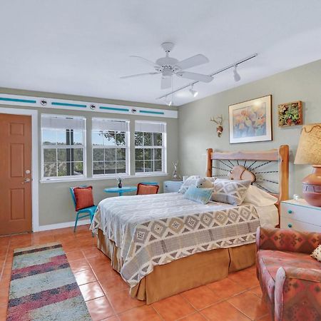 White Buffalo - Room With A View Wimberley Bagian luar foto