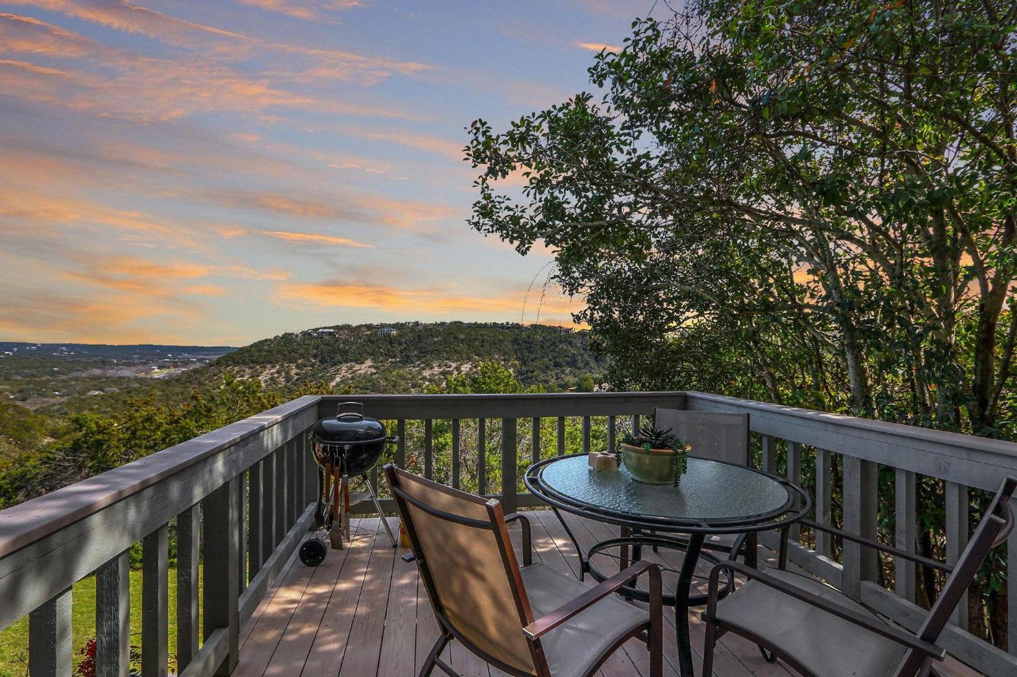 White Buffalo - Room With A View Wimberley Bagian luar foto